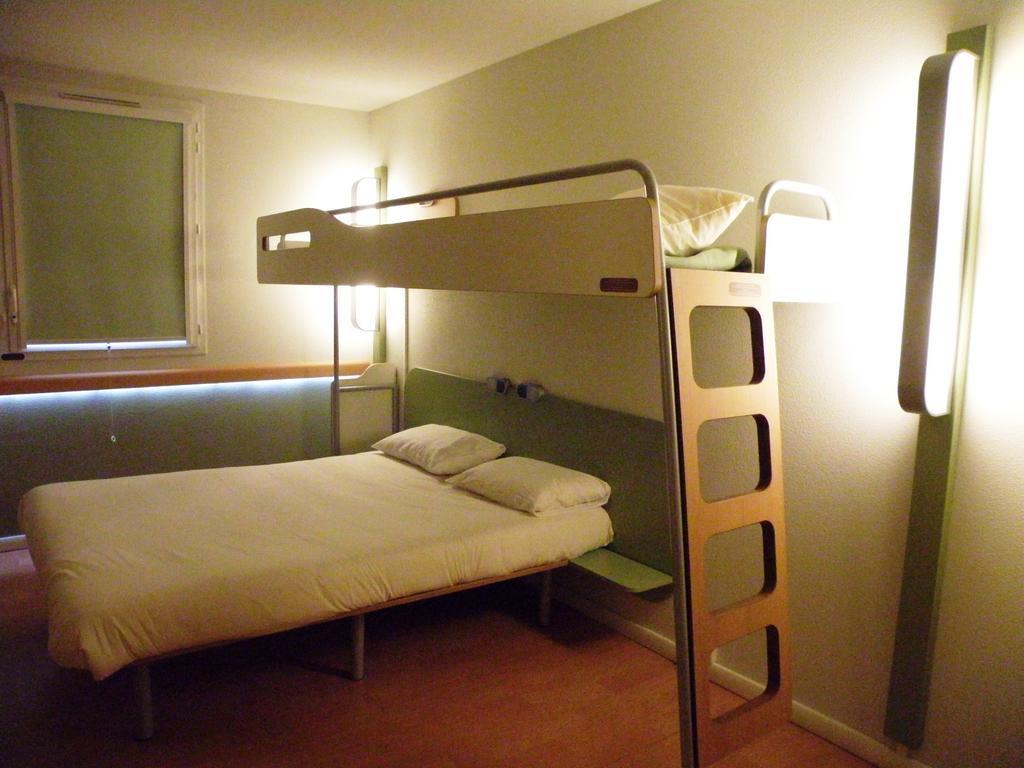 Ibis Budget Montauban Les Chaumes Habitación foto