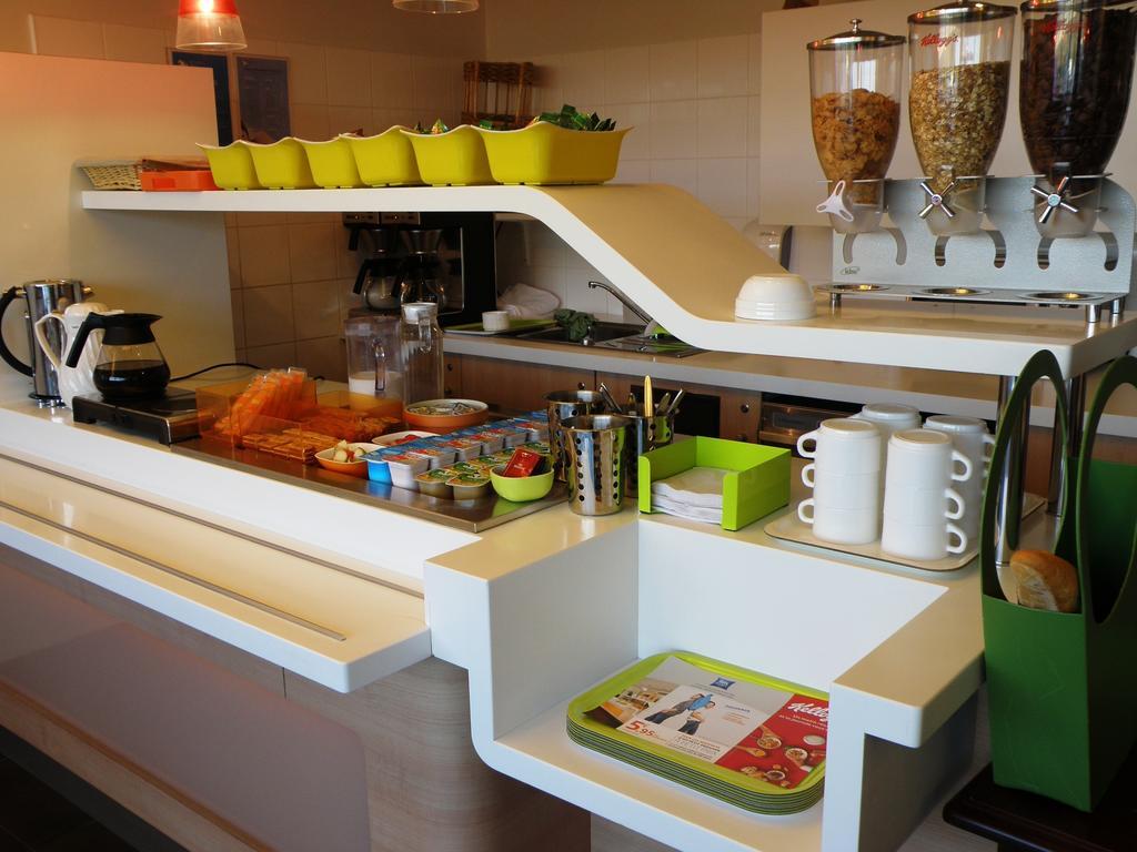 Ibis Budget Montauban Les Chaumes Exterior foto